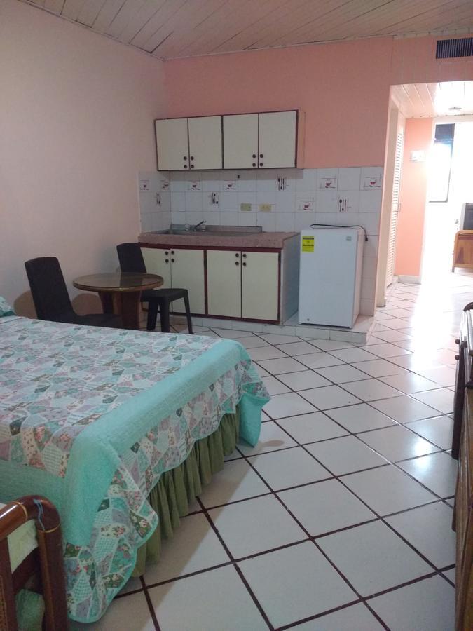 Apartahotel Miramar San Andrés Esterno foto